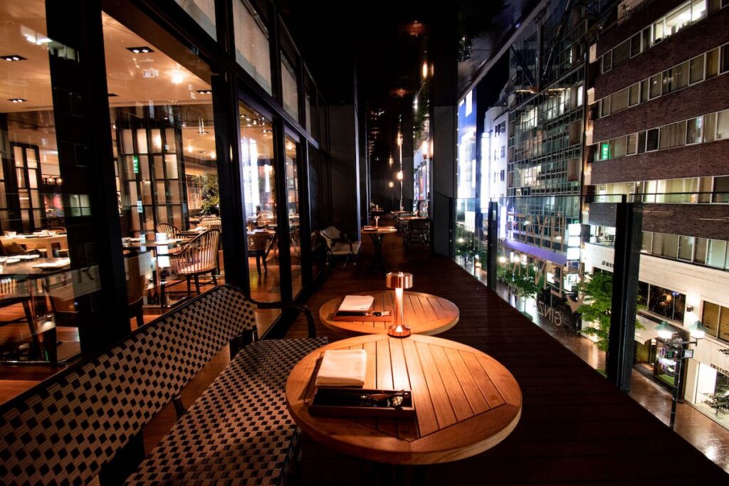 5 Tokyo Summer Terraces to Have Your Next Girls' Night Out